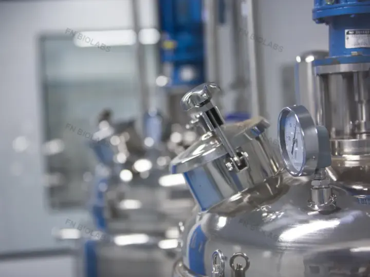 Stainless steel processing equipment and pressure gauge